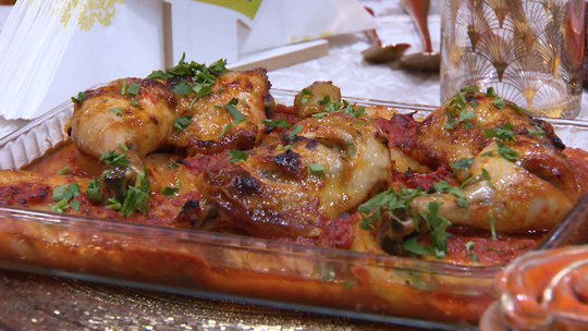 بطاطا مشرملة بأفخاذ الدجاج