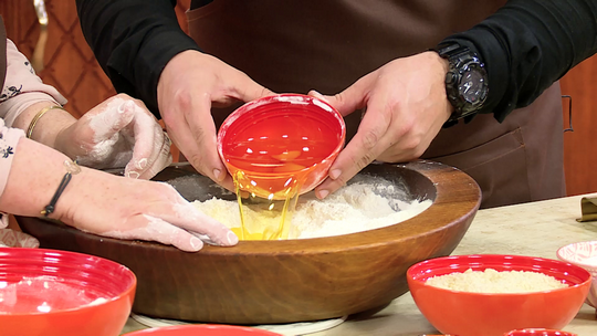 تشاراك العريان باللوز