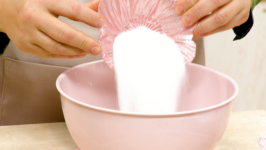 مقروط اللّوز (تاج العروسة)