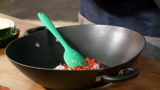 طبق الأرز بفلفل ألوان