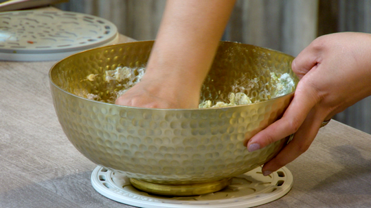 غريبية الفستق