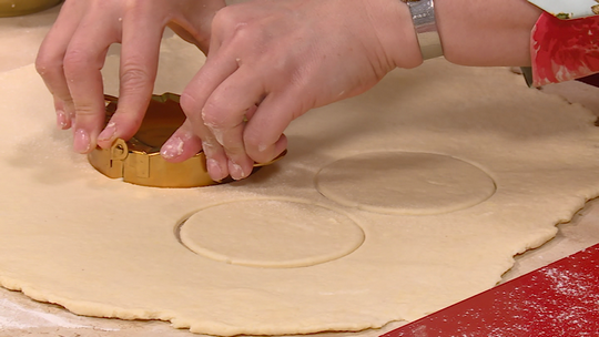 بوراك العجين بالدجاج و البطاطا