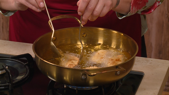 بوراك العجين بالدجاج و البطاطا