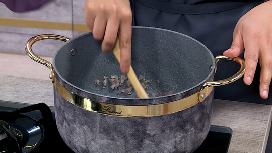 طبق الدجاج بالحمص