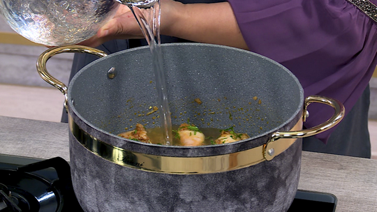 طبق الدجاج بالحمص