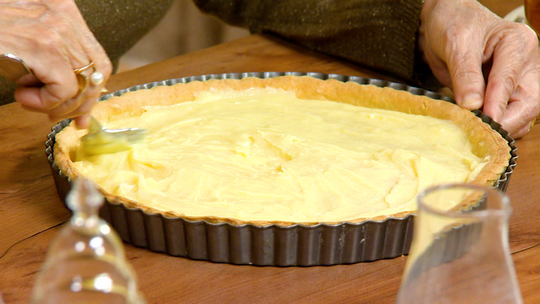 فلان بكريمة الزبيب المُجفف