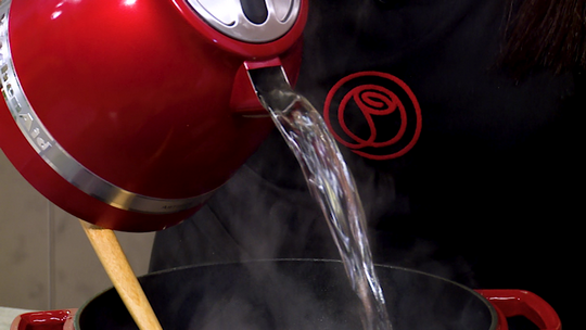 طبق خداوج على الدربوز