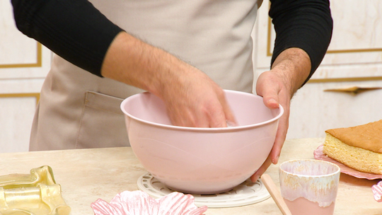 حلوة التفاح