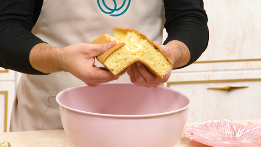 حلوة التفاح