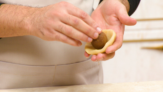 حلوة التفاح