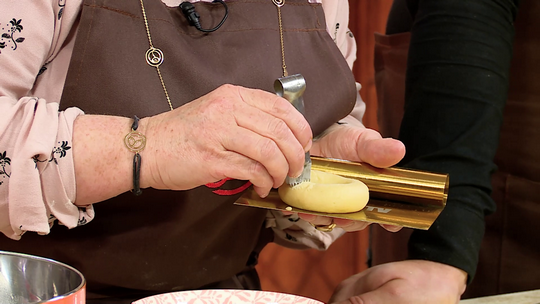 حلوة النقاش