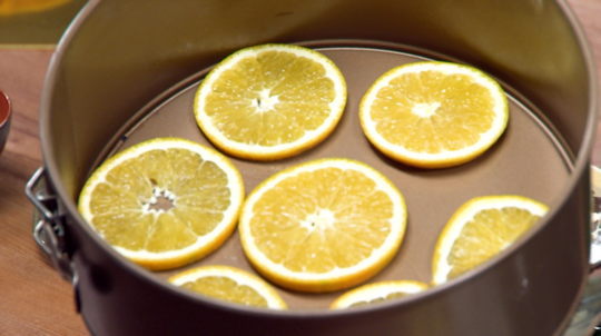 الكعكة المقلوبة بالبرتقال