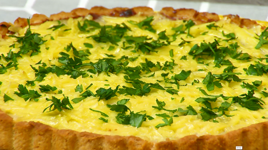 كيش بالدجاج