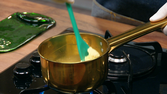 كعكة بالجزر والجوز