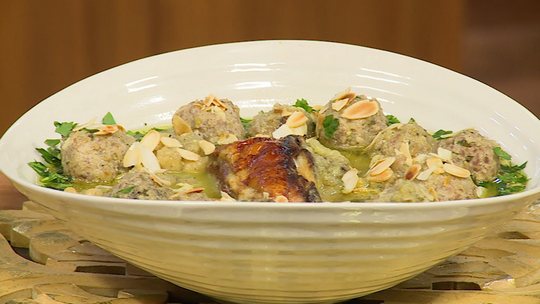 المثوم العاصمي بالصلصة البيضاء