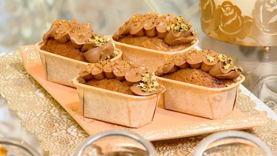 كب كيك بكريمة الشوكولاطة