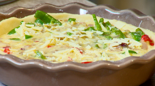 كيش بالتونة والخضر