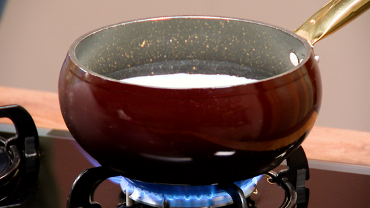 كريمة الشوكولاطة بالكرز المصبر