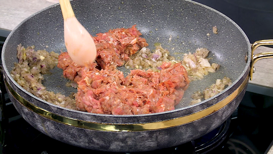 طاجين الشفلور باللحم المفروم