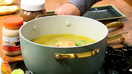 المثوم العاصمي بالصلصة البيضاء