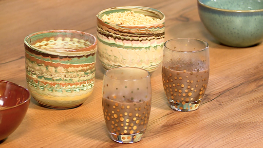 تحلية الكؤوس بالأرز والشوكولاطة