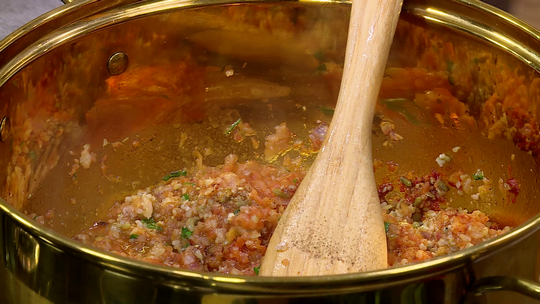 شوربة فريك بالسمك