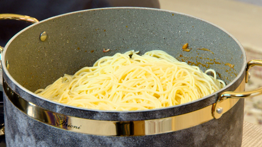 معكرونة على الطريقة الآسيوية