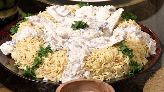 تليتلي بالدجاج والفطر