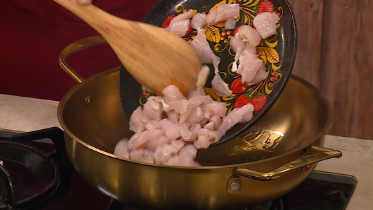 بوراك العجين بالدجاج و البطاطا