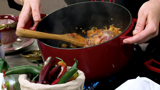 مدربل الباذنجان بالصلصة الحمراء