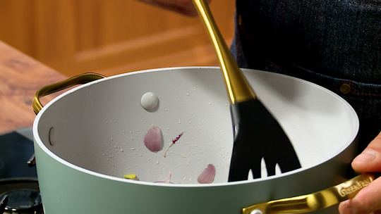 اللوبيا الفصاصة بالدجاج