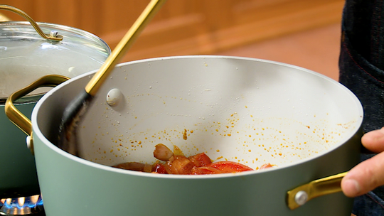 اللوبيا الفصاصة بالدجاج