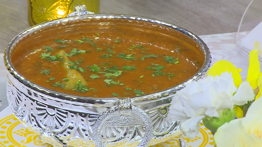 شوربة فريك بكريات الدجاج