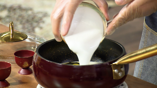 تارت مالحة بالخضر والدجاج