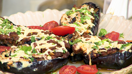 باذنجان محشي باللحم المفروم