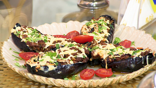 باذنجان محشي باللحم المفروم