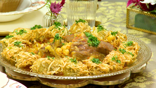 طبق البطاطا المبشورة باللحم
