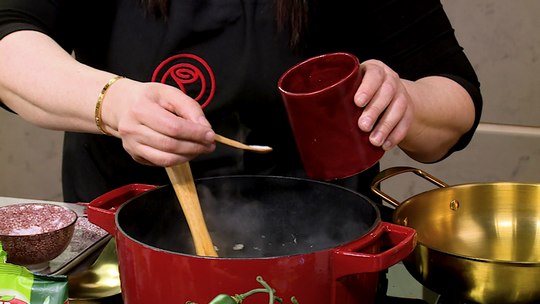 طاجين اللحم بالبرقوق