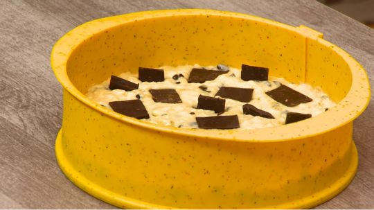 كعكة بالموز والشوكولاطة