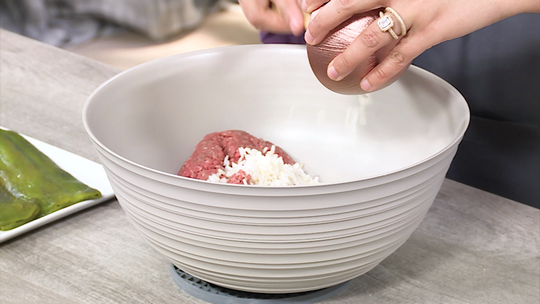 فلفل محشي باللحم المفروم