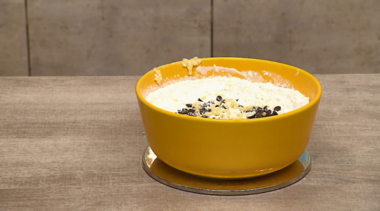 كعكة بالموز والشوكولاطة