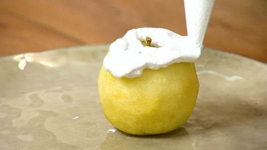 تفاح مورانغي (meringuée)