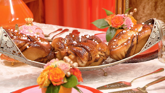 بريوش محشي بالشوكولاطة