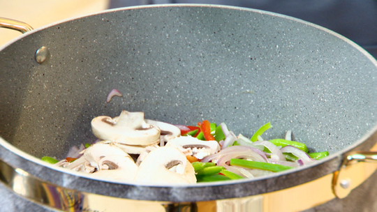 معكرونة على الطريقة الآسيوية