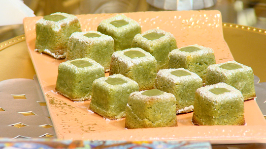 غريبية الفستق